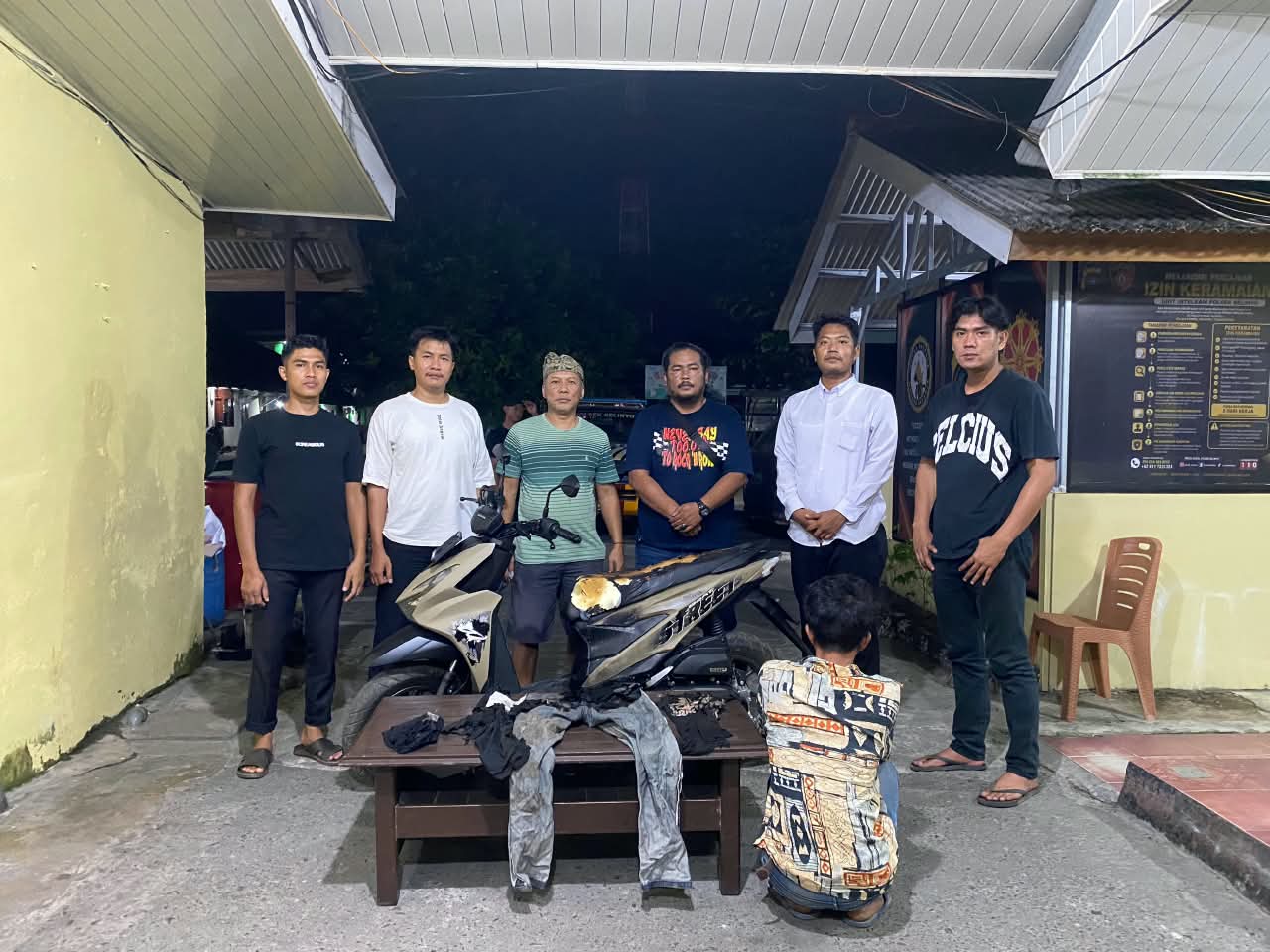 KURANG DARI 48 JAM TIM URC POLSEK BELINYU AMANKAN PELAKU EMON USAI NEKAD  BAKAR TEMANNYA.